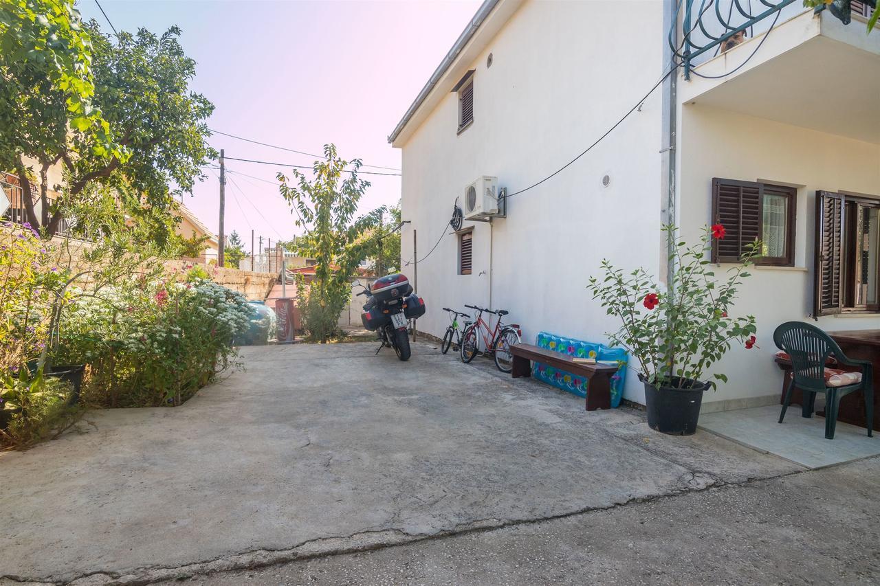 Apartment Vinka Trogir Exterior foto